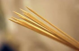 [OTSKEW200X3-1] Skewers Bamboo 20cm